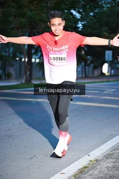 Runner Photo 1881772