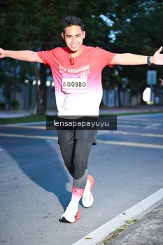 Runner Photo 1881788