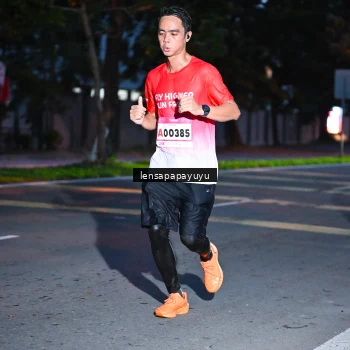 Runner Photo 1881914