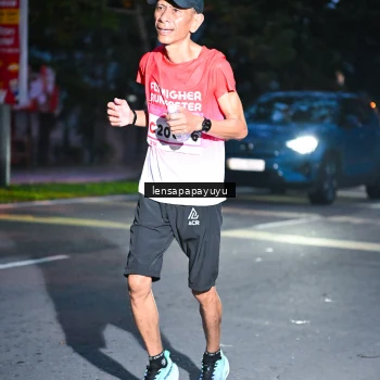 Runner Photo 1881952