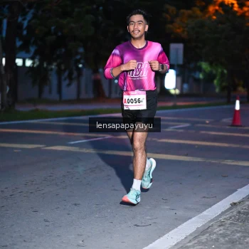 Runner Photo 1881986