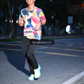 Runner Photo 1882205