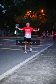 Runner Photo 1882230
