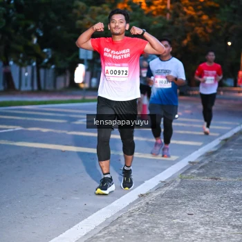 Runner Photo 1882501