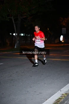 Runner Photo 1882538