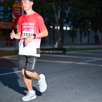 Runner Photo 1882609