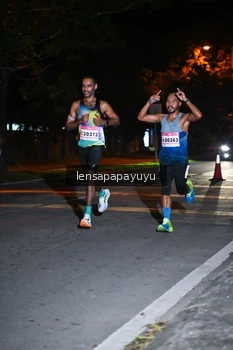 Runner Photo 1882726