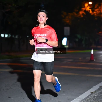 Runner Photo 1882901