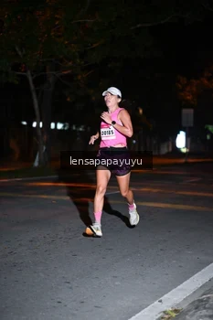 Runner Photo 1882959
