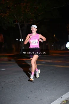 Runner Photo 1882992