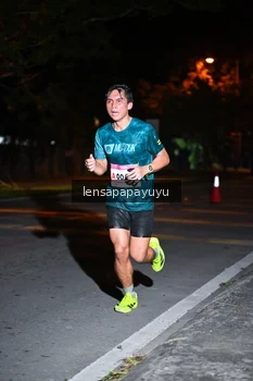 Runner Photo 1883012