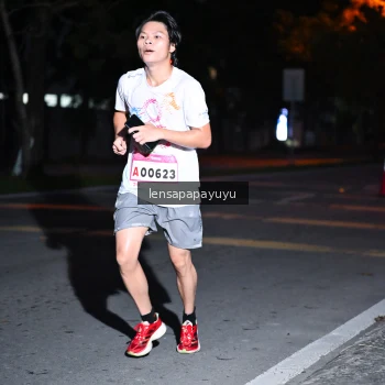 Runner Photo 1883363