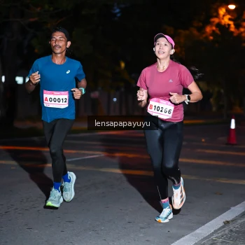 Runner Photo 1883368