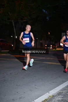 Runner Photo 1883502