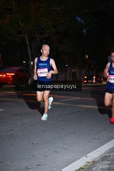 Runner Photo 1883511