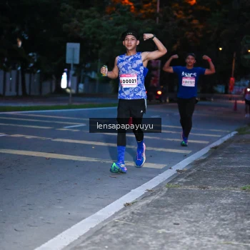 Runner Photo 1883527