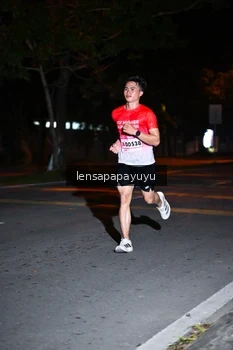 Runner Photo 1883531