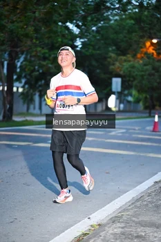 Runner Photo 1883547
