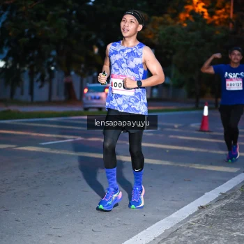 Runner Photo 1883567