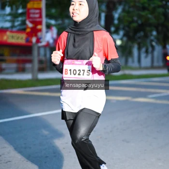 Runner Photo 1883709