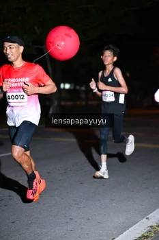 Runner Photo 1883823