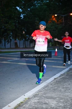 Runner Photo 1883884