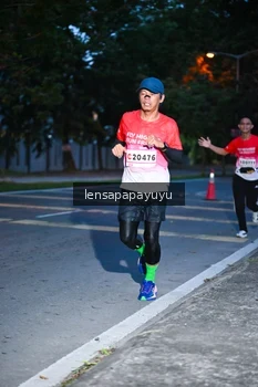Runner Photo 1883886