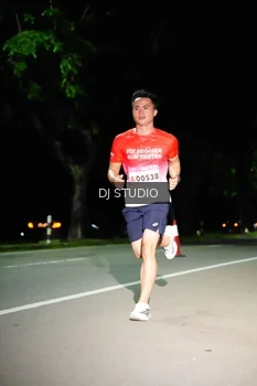 Runner Photo 1883962