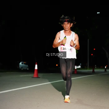Runner Photo 1883970