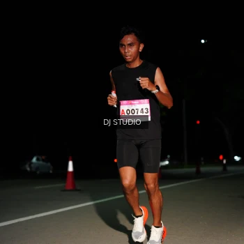 Runner Photo 1883981