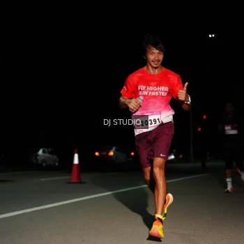 Runner Photo 1884013