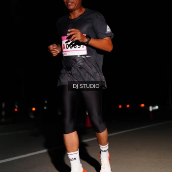 Runner Photo 1884026