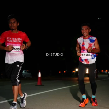 Runner Photo 1884030