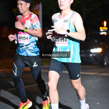 Runner Photo 1884178