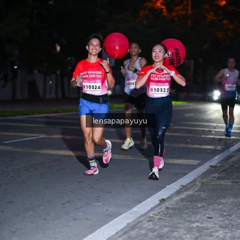 Runner Photo 1884209