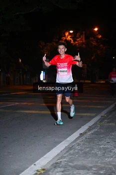 Runner Photo 1884432
