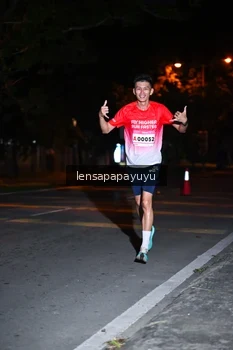 Runner Photo 1884463