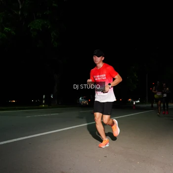 Runner Photo 1884559