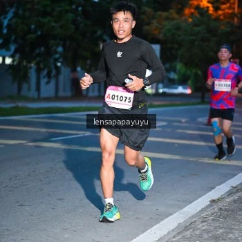 Runner Photo 1884619