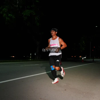 Runner Photo 1885023