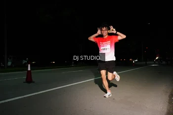 Runner Photo 1885043