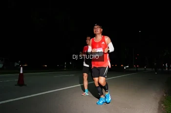 Runner Photo 1885054