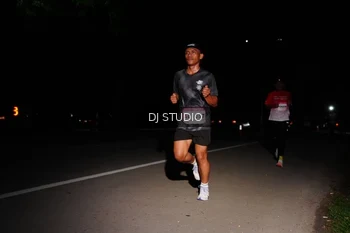 Runner Photo 1885068