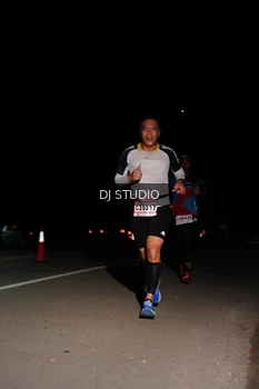 Runner Photo 1885071