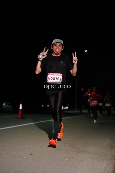 Runner Photo 1885083