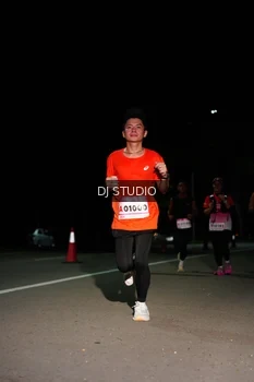 Runner Photo 1885084