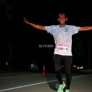 Runner Photo 1885096