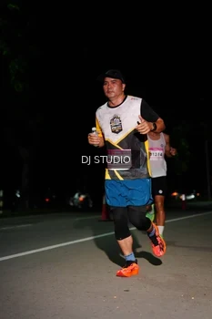 Runner Photo 1885101