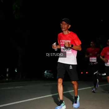 Runner Photo 1885111