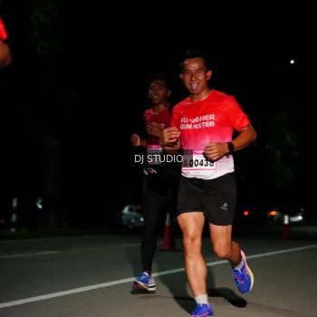 Runner Photo 1885112
